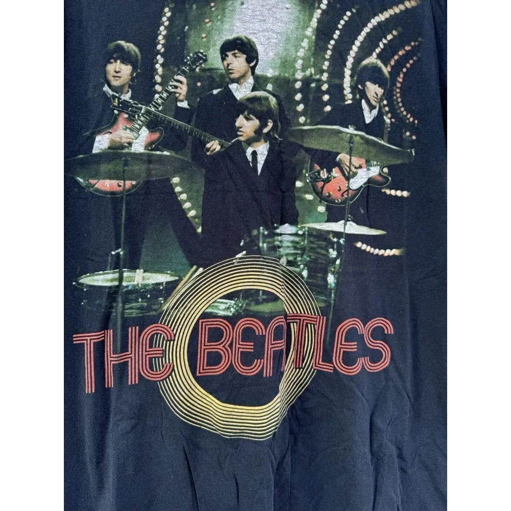THE BEATLES 2009‎ apple corp  LTD  black size Medium Mens T Shirt. Loved Cond